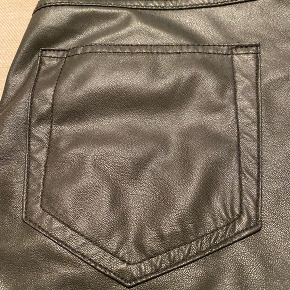 ❤️Hue  X-Small Faux Leather Leggings - Picture 10 of 16